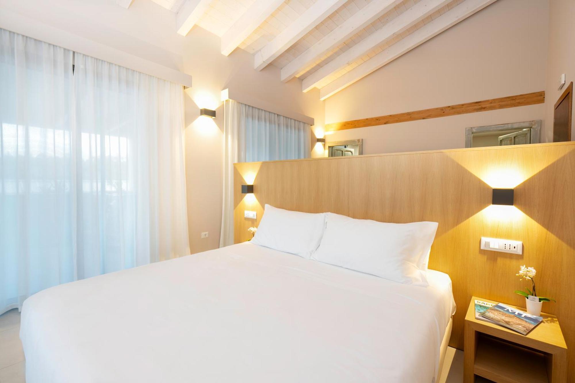 Ros'e Mari 4* Oristano